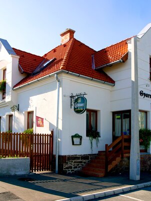 Gyarmati Étterem Panzió