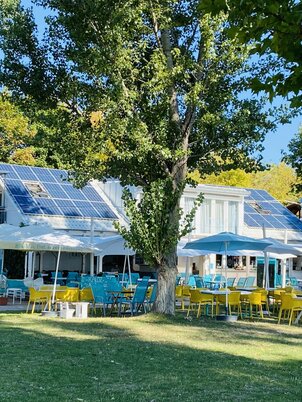 Kalóz Strandbisztró