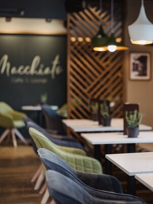 Macchiato Caffe & Lounge