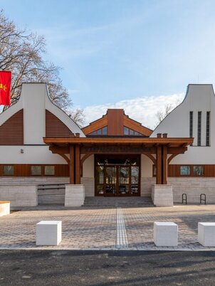 Várpalotai Tanuszoda